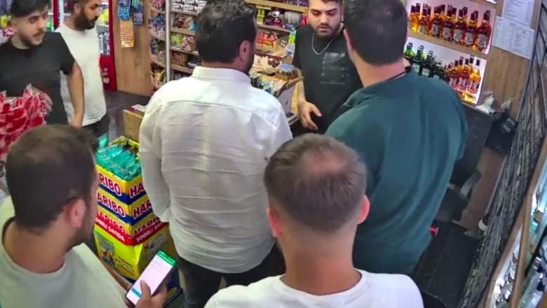 Esenyurt'ta Tekel Bayisine Silahlı Saldırı: 2 Ölü, 1 Yaralı