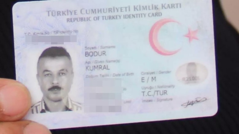 38 Yıl Sonra "Kadın Olarak" Kaydedilen Kumral Bodur'a Doğru Nüfus Cüzdanı