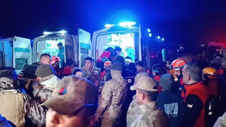 Emniyete ait helikopter düştü: 2 pilot şehit oldu