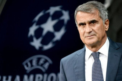 Şenol Güneş'in Yeni Macerası: Azerbaycan Milli Takımı İle Yola Devam Mı?