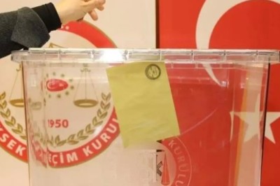 Türkiye’nin Yerel Seçim Maratonu: Demokrasinin Zaferi ve Yeni Yönetimlerin Beklentisi